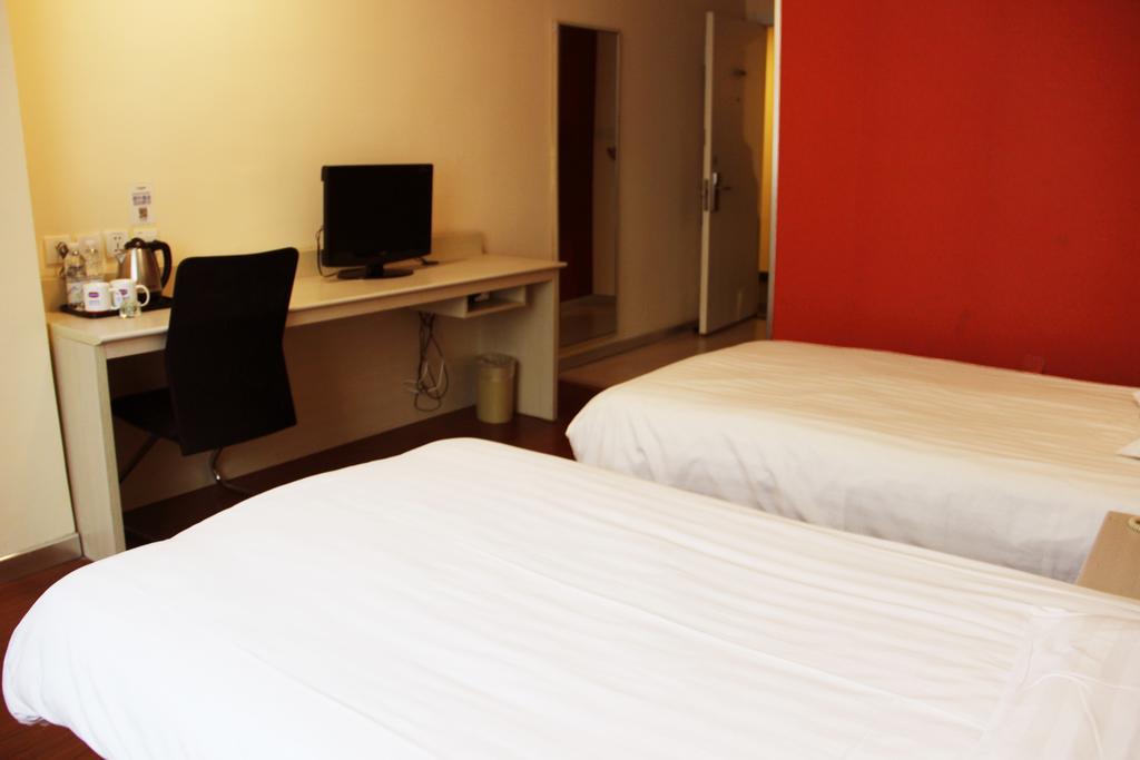 Hanting Hotel Shenyang Tiexi Furniture City ภายนอก รูปภาพ