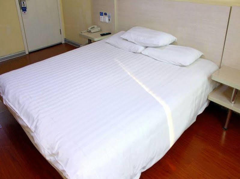 Hanting Hotel Shenyang Tiexi Furniture City ภายนอก รูปภาพ