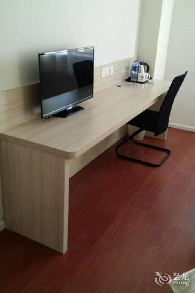 Hanting Hotel Shenyang Tiexi Furniture City ภายนอก รูปภาพ